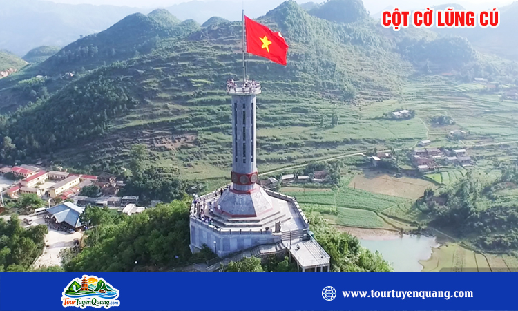 Cột cờ lũng cú